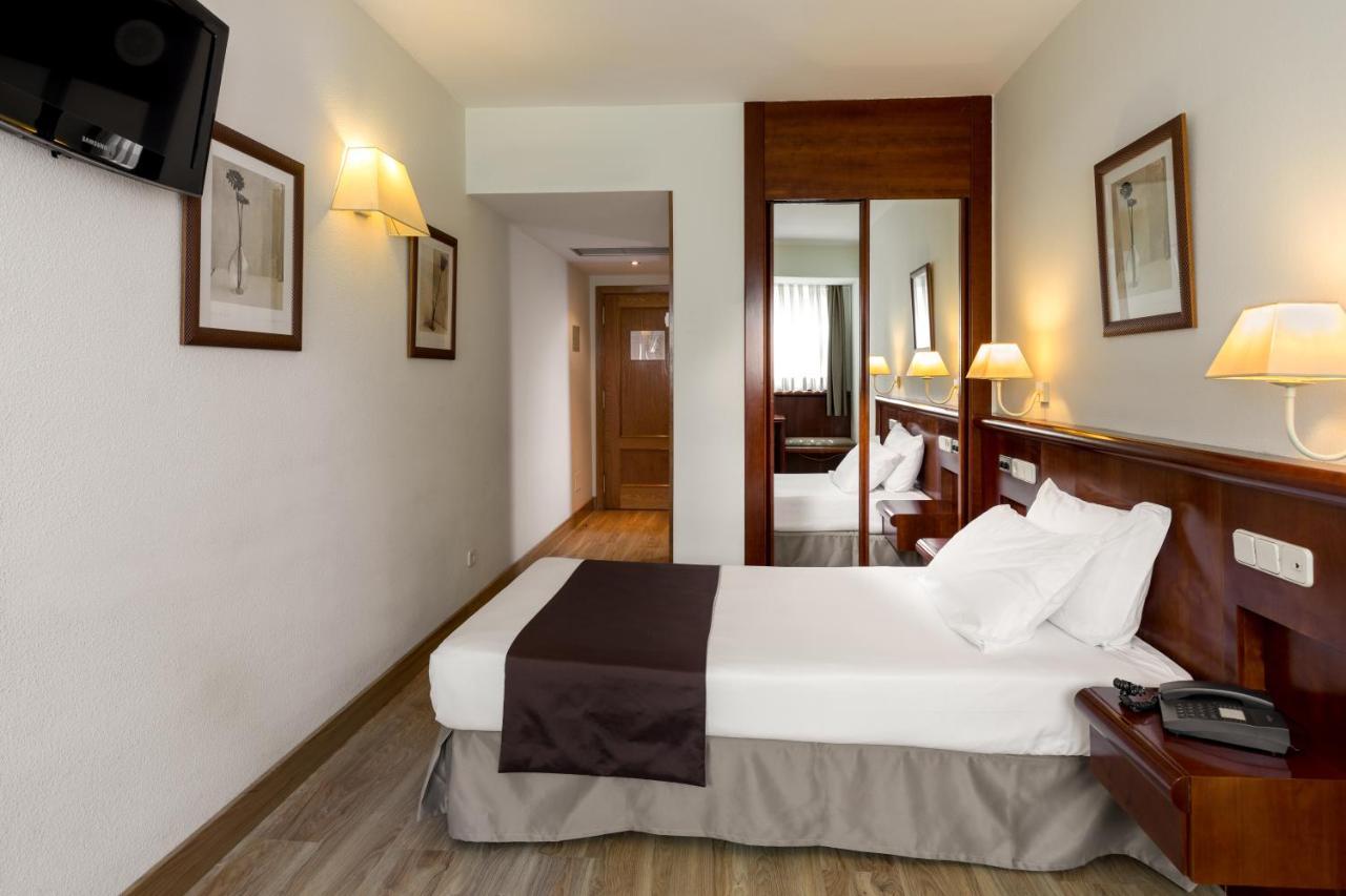 Rafaelhoteles Ventas Madrid Bagian luar foto